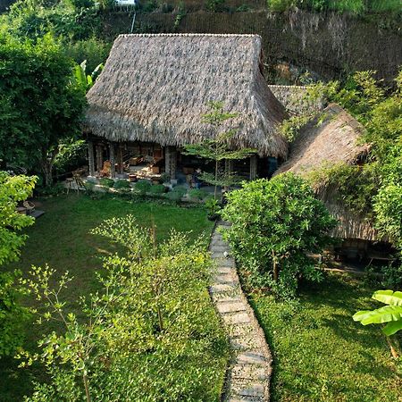 Dinh Gia Trang - Homestay & Coffee The Ruong Eksteriør billede