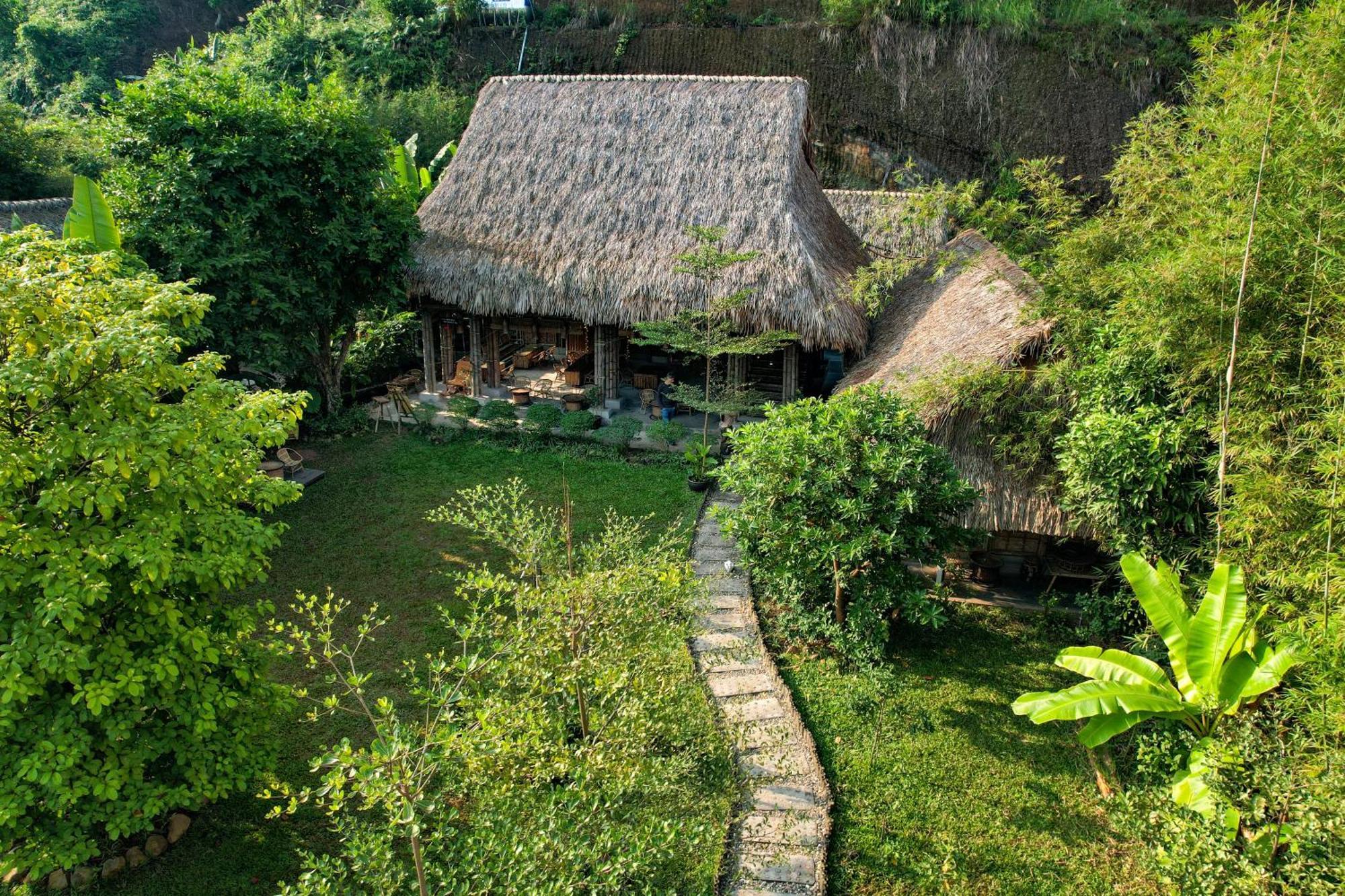 Dinh Gia Trang - Homestay & Coffee The Ruong Eksteriør billede